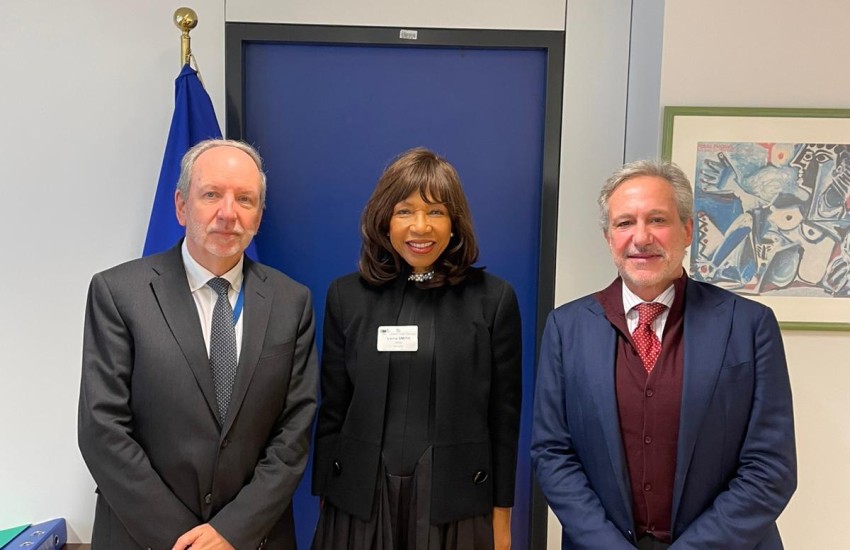 Honourable Lorna Smith meets with European and International Partners