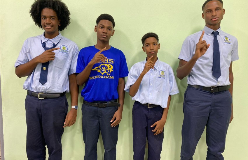 ESHS 2025 Junior Chess Team