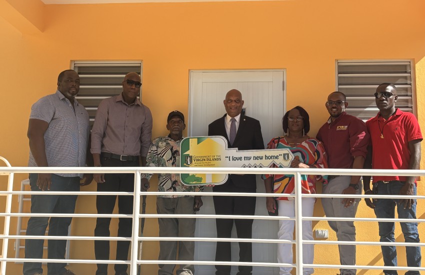 Marvin Malone House Handover Group Photo