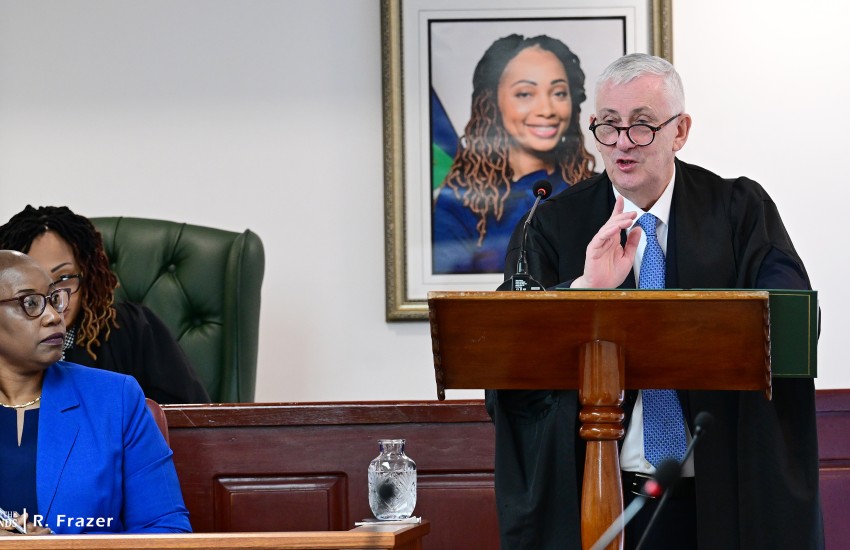 Premier Sir Lindsay Special Sitting 5