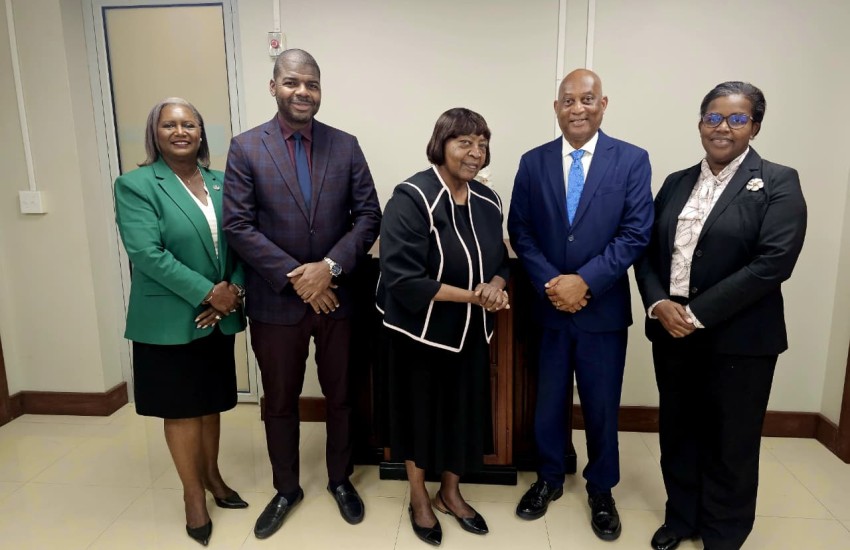Acting Minister for Education, Youth Affairs and Sports, Hon. Luce Hodge-Smith, paused for a commemorative photo following her first Cabinet Meeting alongside Acting Governor Rosalie Adams; Premier and Minister of Finance, Hon. Dr. Natalio D. Wheatley; Minister for Health and Social Development, Hon. Vincent O. Wheatley; and Attorney General, Hon. Dawn J. Smith.