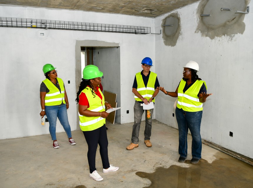 Eslyn Henley Richiez Learning Centre 81-Percent Complete 4