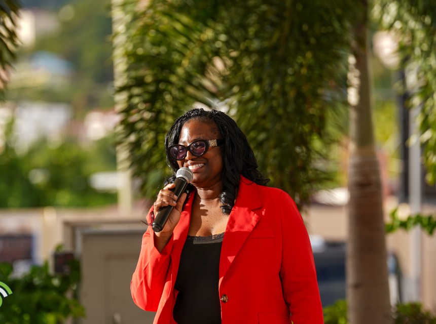 Florida-Caribbean Cruise Association Partners with Government of the Virgin Islands for Holiday Gift Project.P2