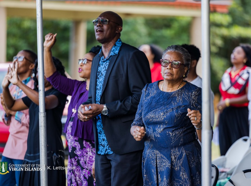 Interdenominational Church Service15