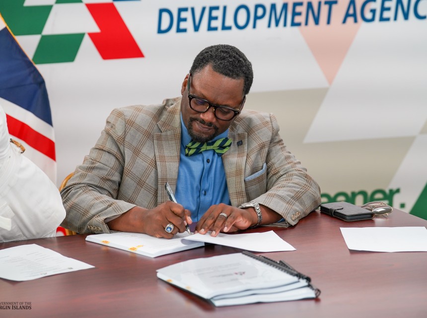 Contract Signing Ceremony Design Consultants for Estate House #2 and the National Cultural Arena